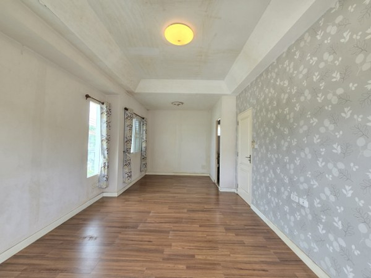 Single house brand LH Prueklada Pinklao – Sai 5 Good location, connected to many routes (6116) Loading...