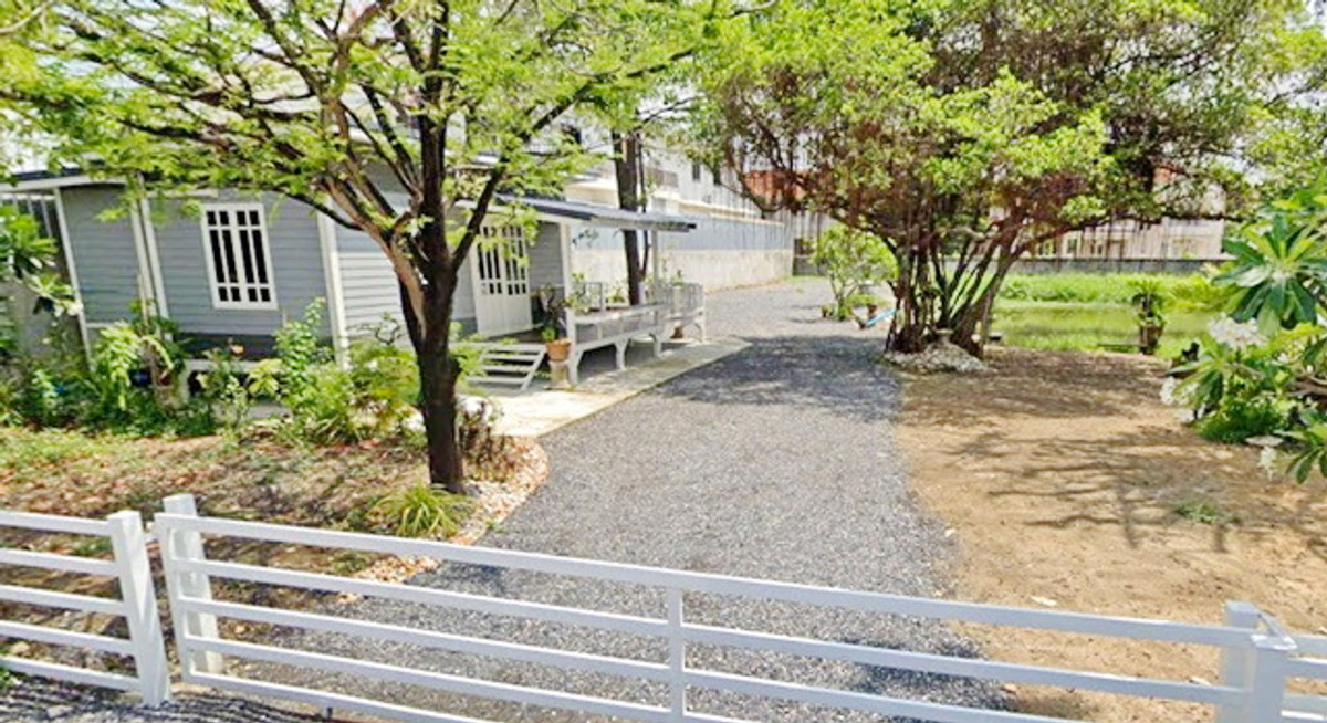 นิคมอัญธานี กรุงเทพฯ 1 กม. เจโม อาคารพาณิชย์ 2คูหา 2ช้้น 642ตร.ม. ประเวศ อ่อนนุช วงแหวน กาญจนา มอเตอร์เวย์ 4นอน ตลาดนัมเบอร์วัน ราม2 1.8กม. Loading...