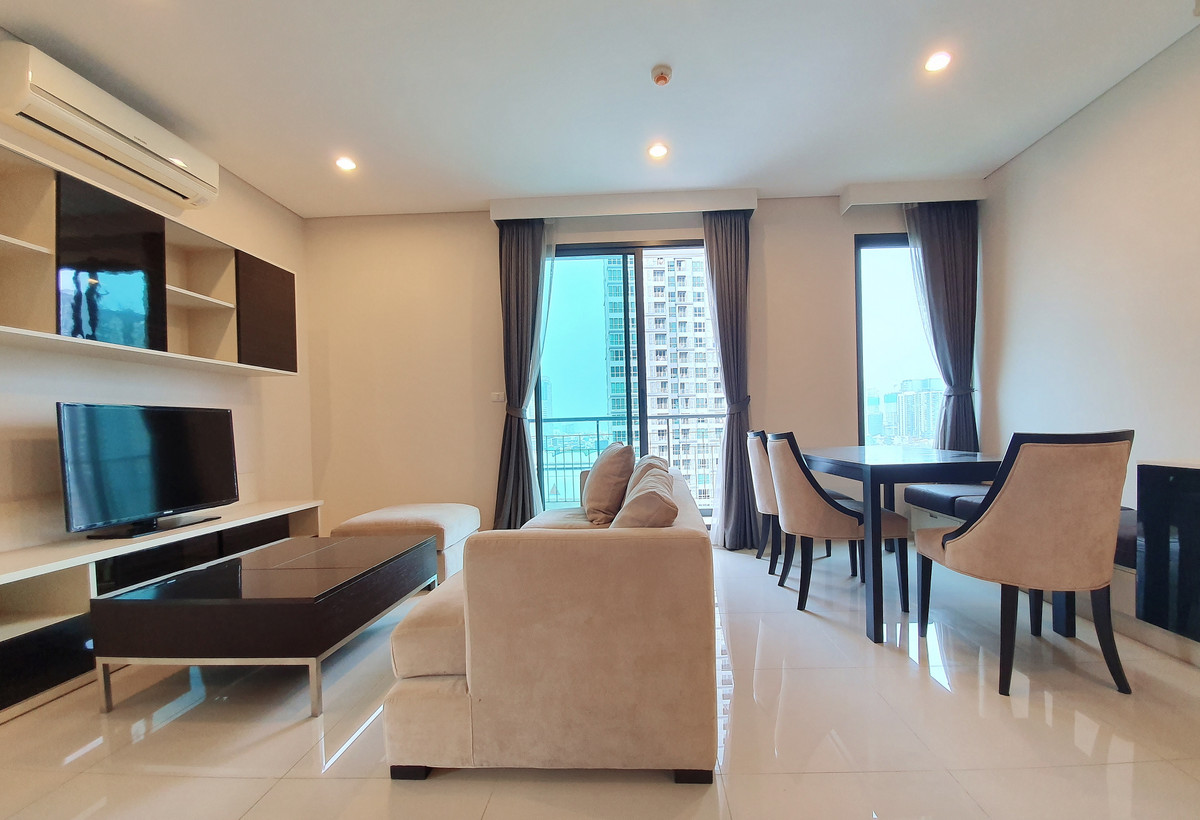 ให้เช่าคอนโดพระราม 9 เพชรบุรีตัดใหม่ RCA : ให้เช่า Villa Asoke ราคา 50,000 บาท [MKr251045]