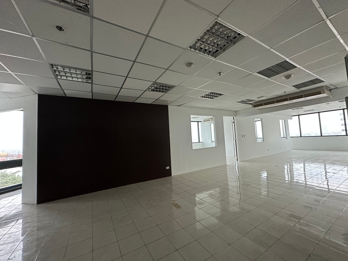 For RentOfficeBangna, Bearing, Lasalle : Space for rent in a potential location @ Central City Bangna – in the heart of Bangna.