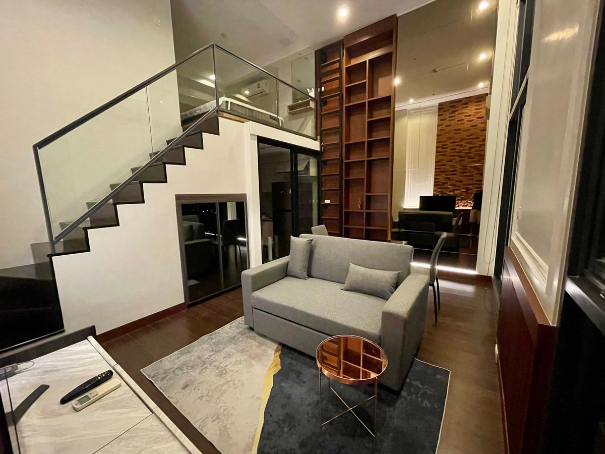 ให้เช่าคอนโดสุขุมวิท อโศก ทองหล่อ : ✨30K🏢 For Rent: C Ekkamai Condo (Duplex Loft)