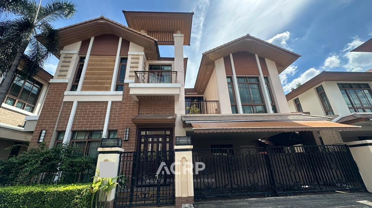 For RentHouseOnnut, Udomsuk : For Rent – Luxury Single House in Sukhumvit, Phakanong | 4 Bedrooms, Near BTS Phakanong