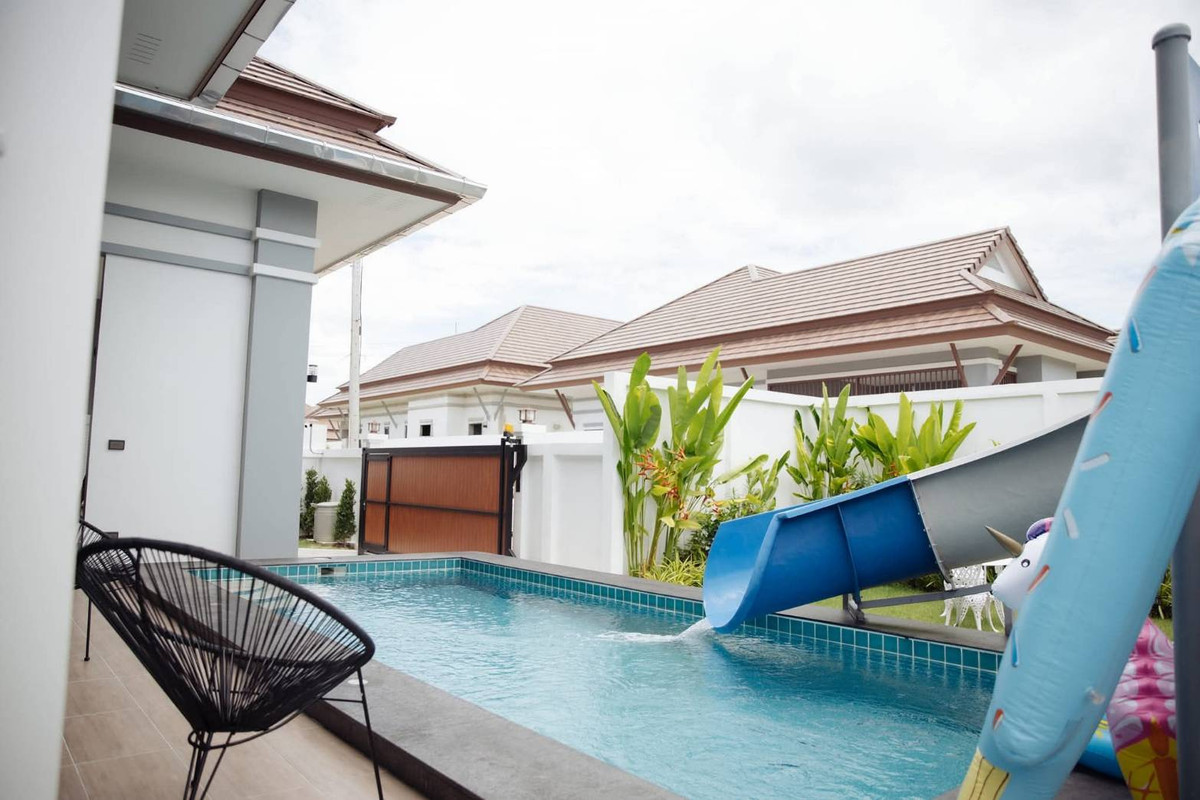 Urgent sale!!! Pool Villa Hua Hin, Plumeria Villa Hua Hin Project Loading...