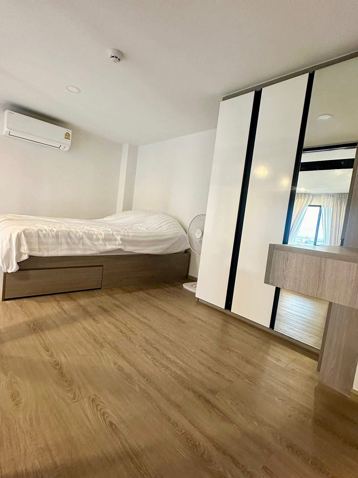 For RentCondoRattanathibet, Sanambinna : For rent 📍 Origin Plug & Play Nonthaburi Station 📍 Fully furnished and equipped, near MRT Nonthaburi Intersection
