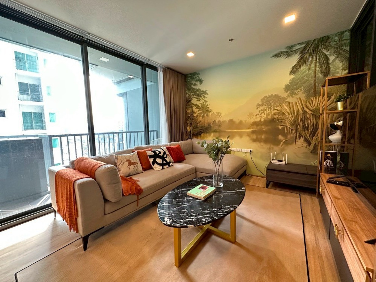For RentCondoRatchathewi,Phayathai : ★ XT Phayathai ★ 101 sq m., 11st floor (3 bedrooms, 2 bathrooms), ★near BTS Phayathai and Airport Link Ratchaprarop ★near shopping areas and department stores ★ Many amenities★ Complete electrical appliances