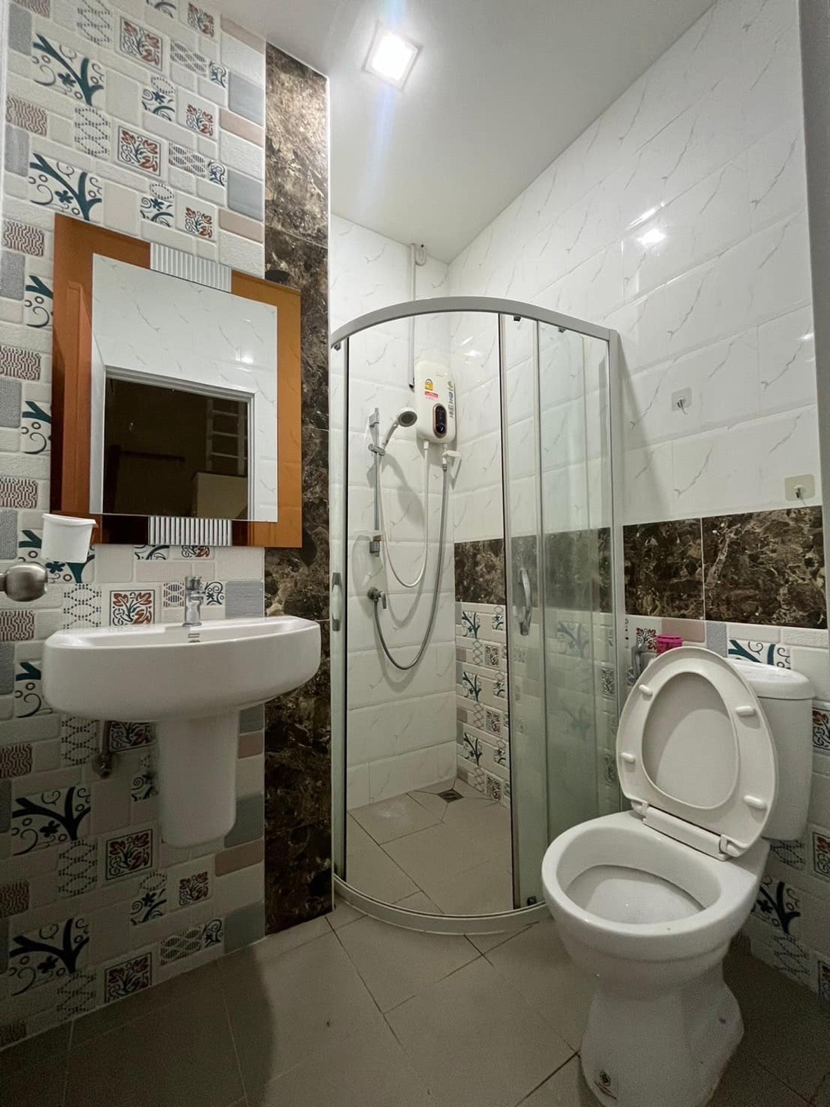 ขายทาวน์โฮมท่าพระ ตลาดพลู วุฒากาศ : ทาวน์โฮม โกลเด้น ทาวน์ สาทร / 4 ห้องนอน (ขายพร้อมผู้เช่า), Golden Town Sathorn / Townhome 4 Bedrooms (SALE WITH TENANT) BALL014