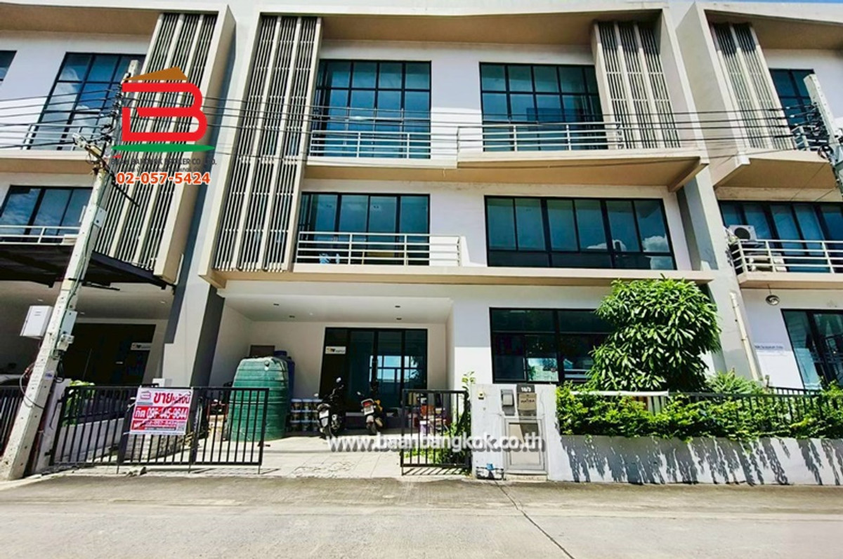 For SaleHome OfficeLadkrabang, Suwannaphum Airport : Home office Wayra Biznet Romklao-Suvarnabhumi (Vera Biznet Romklao-Suvarnabhumi), area 46.8 sq m, near Suvarnabhumi Airport, Ramkhamhaeng Road, Khlong Sam Prawet Subdistrict, Lat Krabang District.