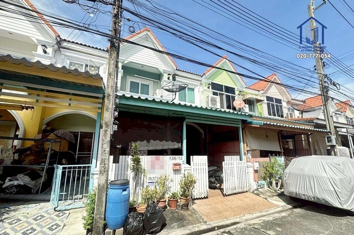 ขายทาวน์โฮม 2 ชั้น หมู่บ้านนิรันดร์วิลล์ สุขุมวิท ถนนเฉลิมพระเกียรติ ร.9 ซอย 22 เเยก 5 ใกล้รถไฟฟ้า MRT สายสีเหลือง Loading...
