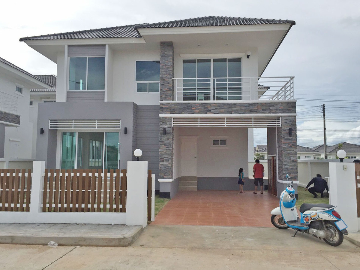 ให้เช่าบ้านเชียงใหม่ : บ้านในโครงการให้เช่า เดือนละ 17,000 บาท ใกล้มีโชคพลาซ่าเพียง 10 นาที No.5H144