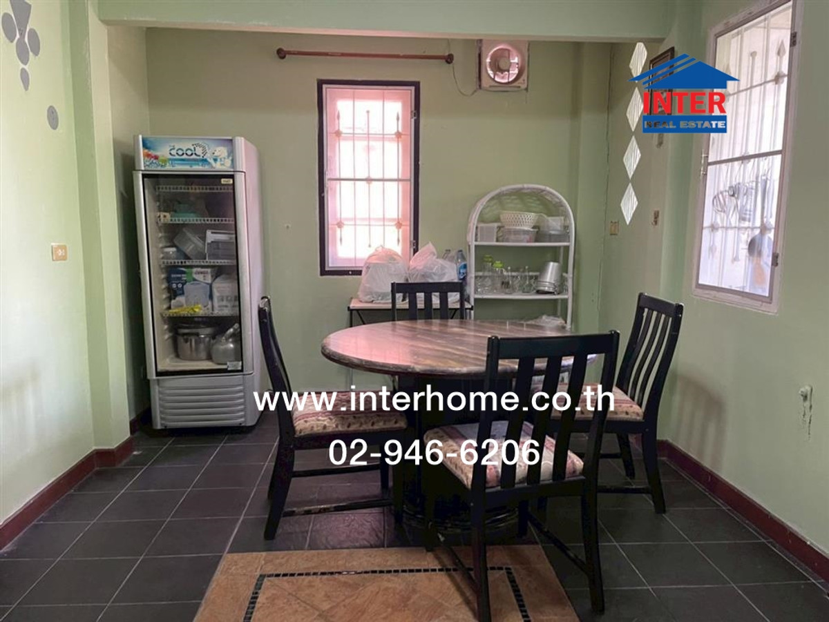บ้านเดี่ยว 2 ชั้น 50.8 ตร.ว. หมู่บ้านลลิลกรีนวิลล์ รามอินทรา-วัชรพล ซอยสุขาภิบาล5 ซอย72 ถนนรามอินทรา ถนนสุขาภิบาล5 เขตสายไหม กรุงเทพมหานคร Loading...