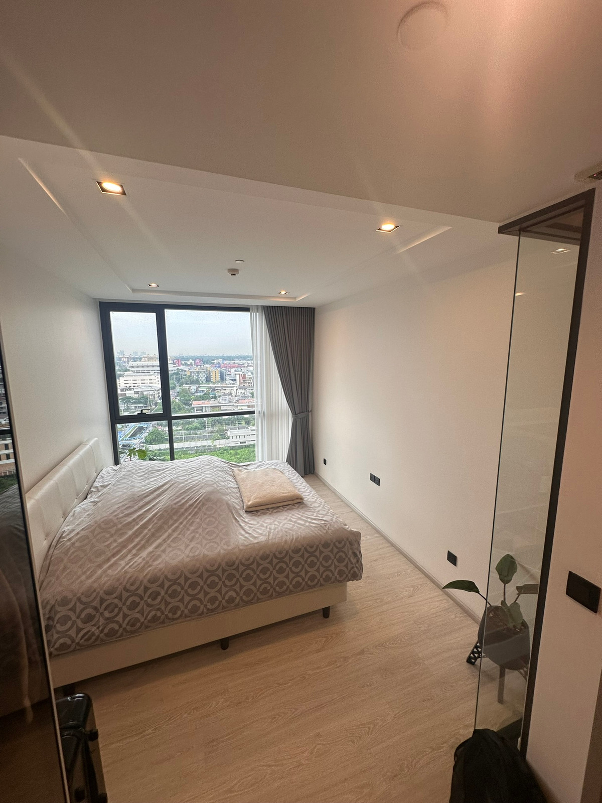 ให้เช่าคอนโดสุขุมวิท อโศก ทองหล่อ : ✨Condo for Rent : The Room Sukhumvit 38 (AP-02) (line : @condo91 )