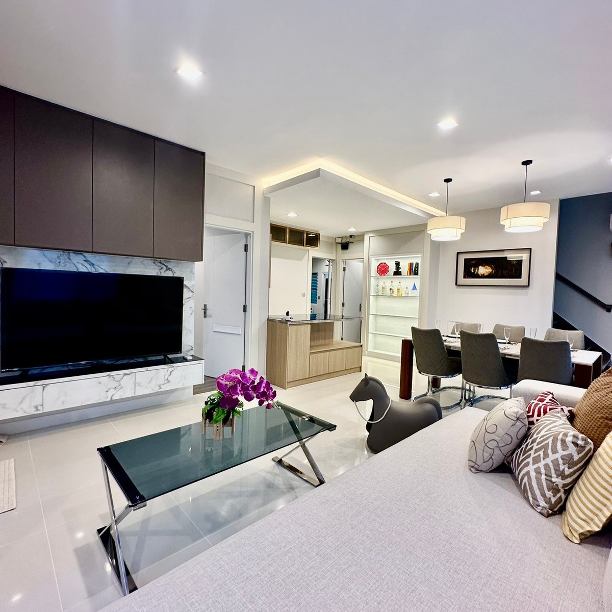 ให้เช่า บ้านเดี่ยว หมู่บ้านมัณฑนา2 บางนา–กม.7 บ้านสวย เฟอร์นิเจอร์ครบ ใกล้เมกาบางนา พร้อมเข้าอยู่ Loading...