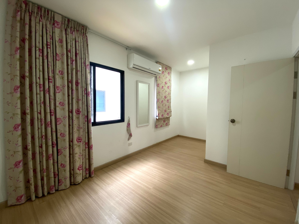 For SaleTownhomeEakachai, Bang Bon : Townhouse J Grand Sathorn - Kanlapaphruek / 4 Bedrooms (FOR SALE), J Grand Sathorn - Kanlapaphruek / Townhouse 4 Bedrooms (FOR SALE) BALL011