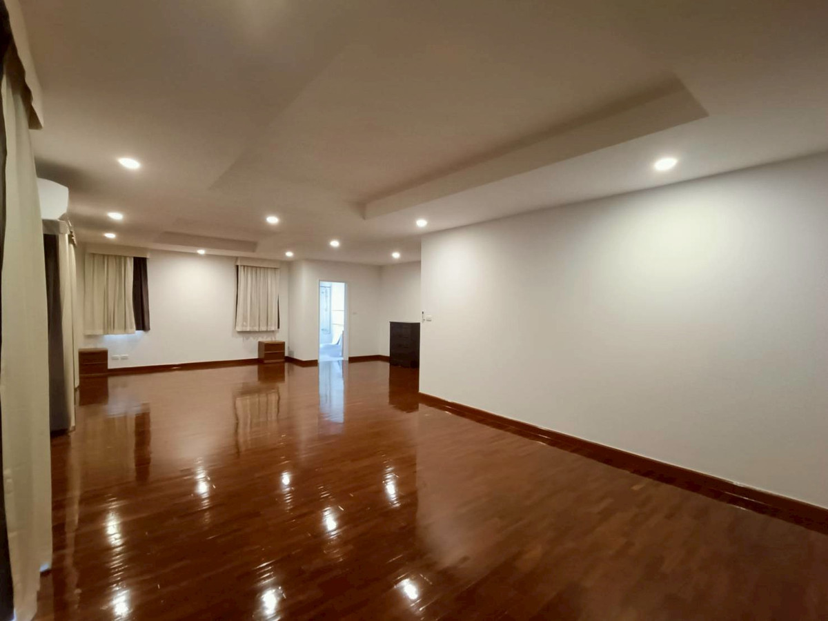 Single house for rent, Nichada Thani, 4 bedrooms, near ISB_Sunshine International School. Loading...