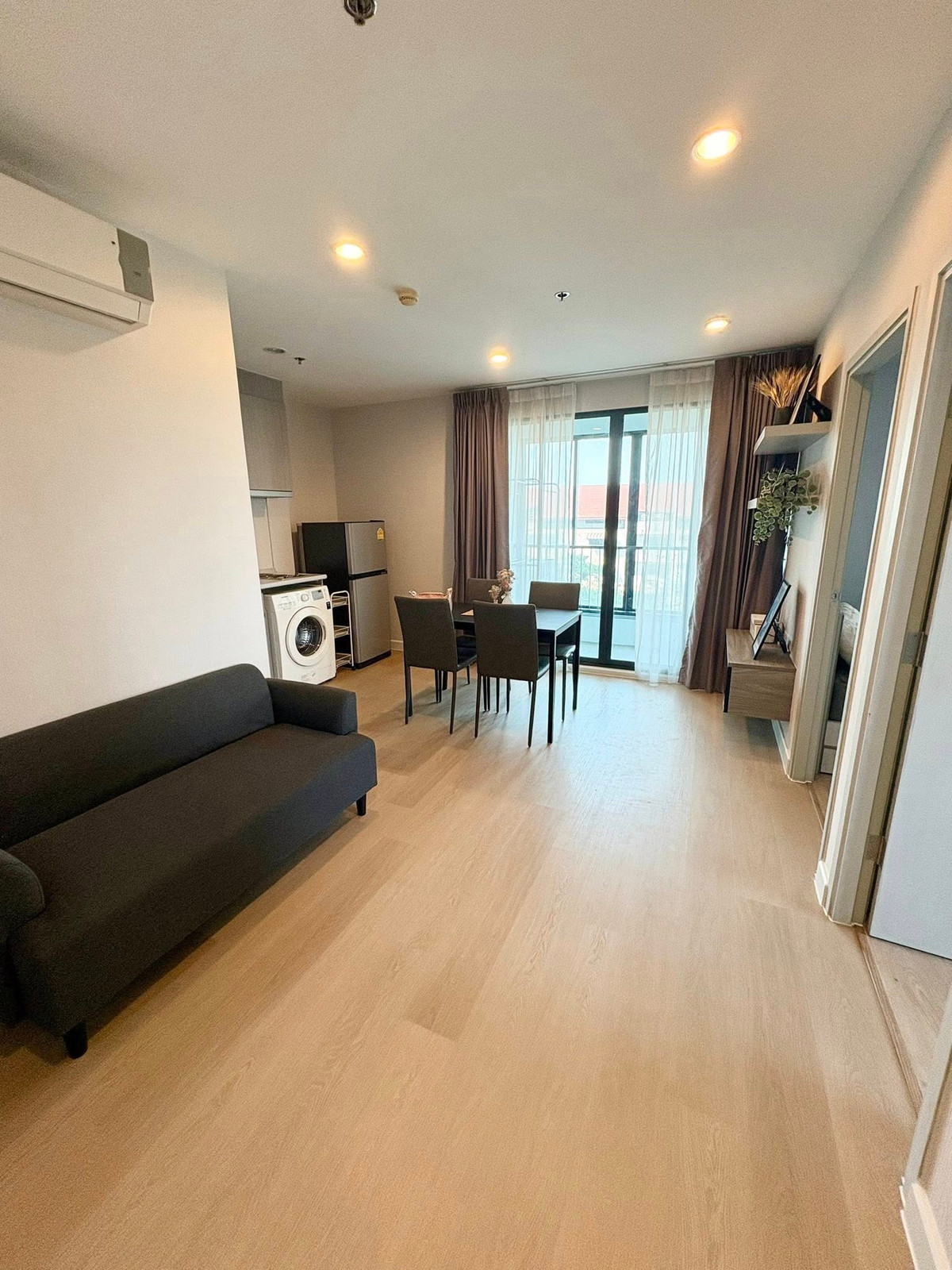 ขายคอนโดท่าพระ ตลาดพลู วุฒากาศ : Ideo Sathorn - Thapra / 2 Bedrooms (SALE WITH TENANT), ไอดีโอ สาทร - ท่าพระ / 2 ห้องนอน (ขายพร้อมผู้เช่า) MINDN021