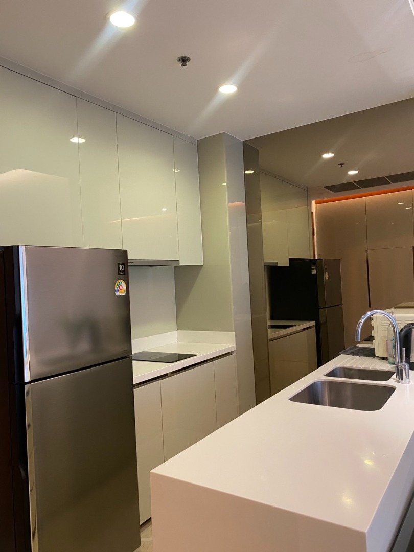 For SaleCondoSukhumvit, Asoke, Thonglor : 🔥Urgent Sale🔥 The Address Sukhumvit 28, spacious room with beautiful views, bathtub included, fully furnished, ready to move in, near BTS Phrom Phong.