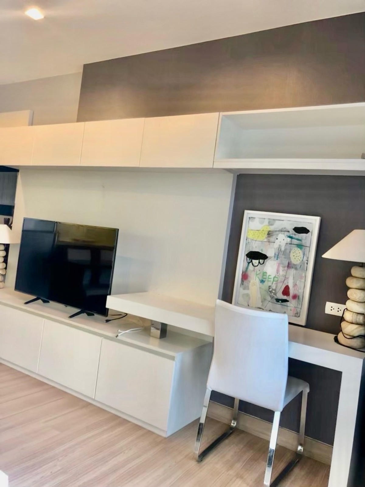 ให้เช่าคอนโดวงเวียนใหญ่ เจริญนคร : 🔥ให้เช่าด่วน 🔥Urbano Absolute Sathon - Taksin ห้องสวย เฟอร์นิเจอร์ครบ พร้อมเข้าอยู่ ❗