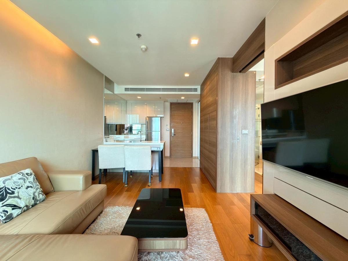 ST13609 - The Address Sathorn :  ดิ แอดเดรส สาทร - BTS ChongNonsi / BTS SaintLouis / SathornSquare Loading...