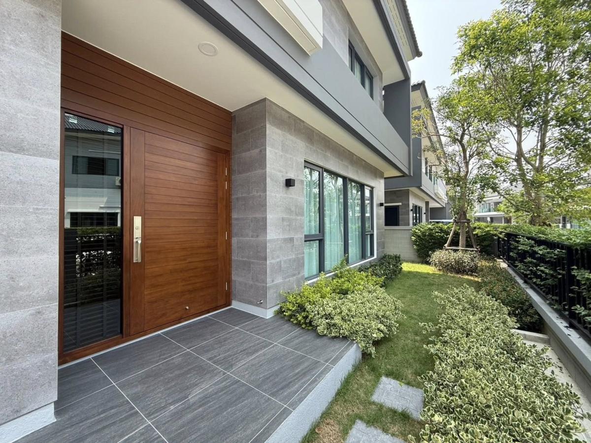 ST13618 - The City Bangna (New Project)  :  เดอะ ซิตี้ บางนา (โครงการใหม่) - Mega Bangna, International School (SISB / TCIS / Concordian), Suvarnabhumi Airport Loading...