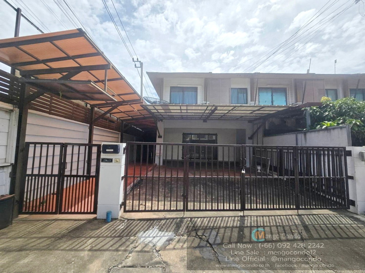 For RentTownhomePattanakan, Srinakarin : For Rent 25,000 baht Townhome at Phuksa Ville 57 Soi Pattanakarn38 size 35 sqw. 3 bedroom 