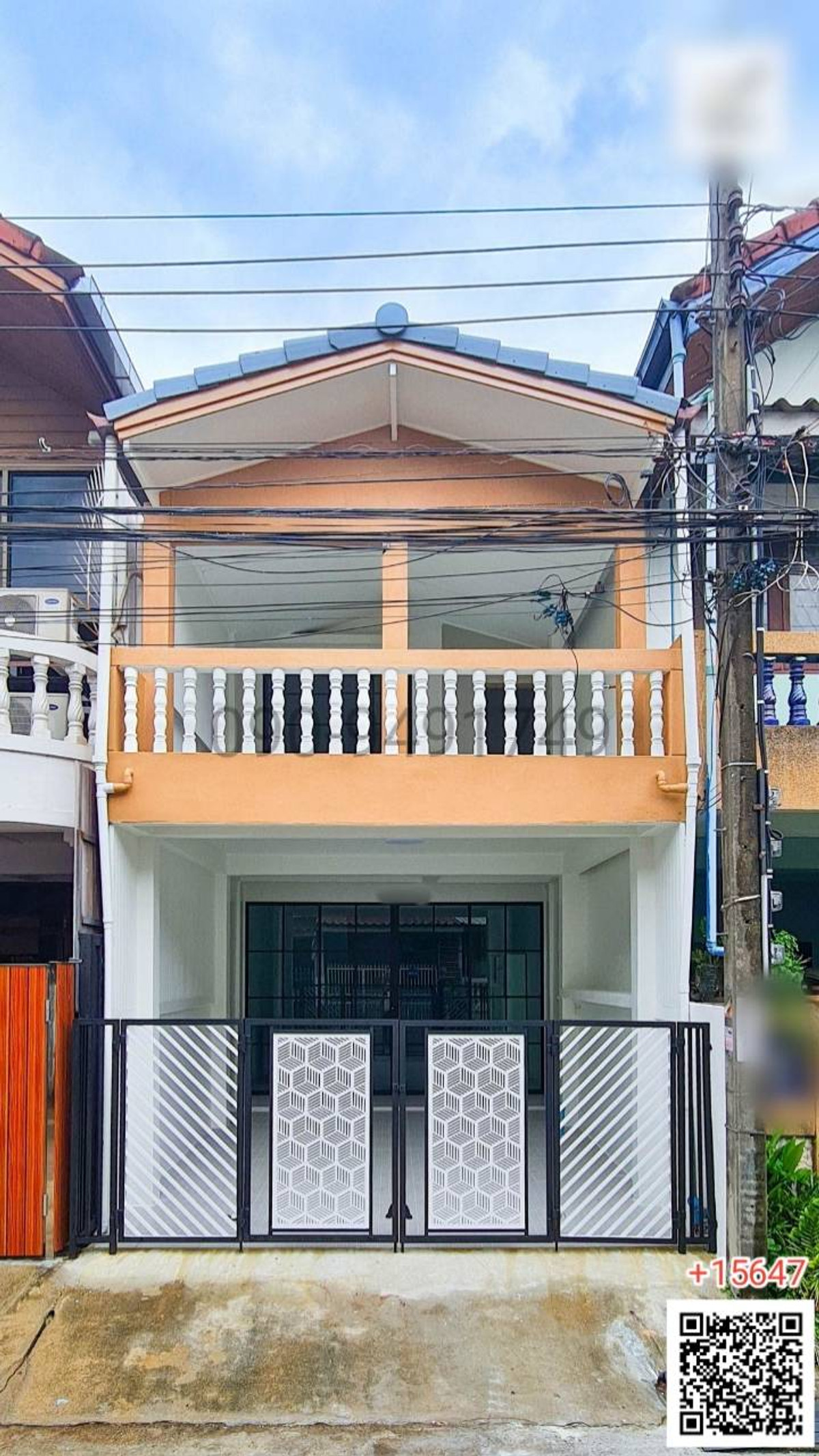 ขายทาวน์โฮมเกษตร นวมินทร์ ลาดปลาเค้า : ขาย ทาวน์เฮ้าส์ 2 ชั้น หมู่บ้านสินธานี 1  พร้อมเข้าอยู่