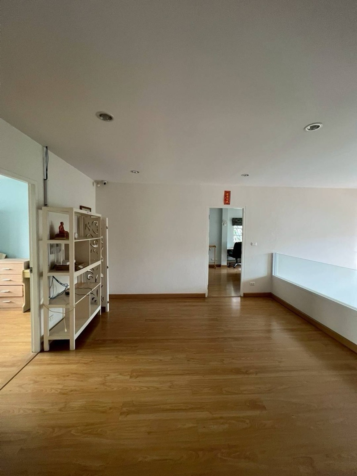 For RentHome OfficeOnnut, Udomsuk : Home office for rent, Wachiratham Sathit 53, Sukhumvit 101/1, near BTS Punnawithi.