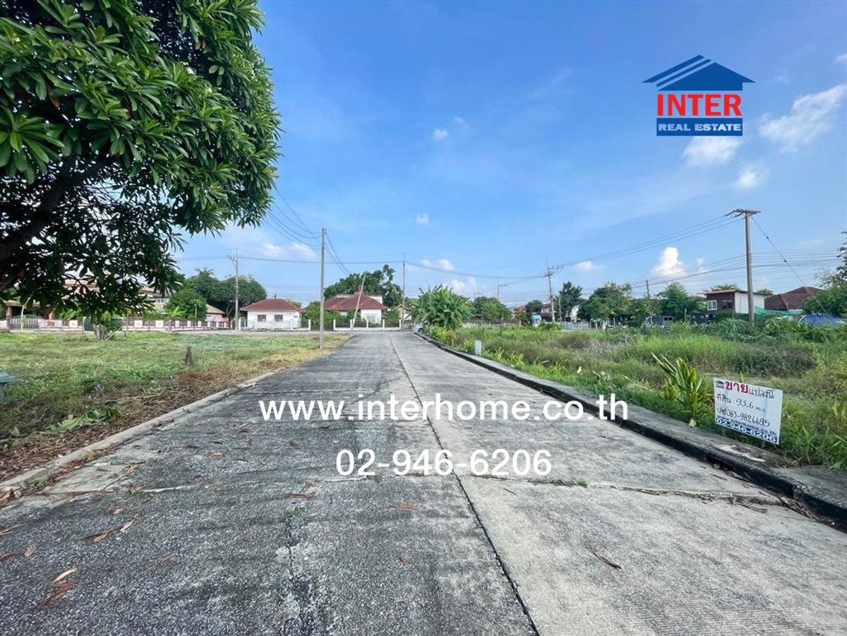 Vacant land 93.6 sq m, Theptarin Village, Khlong 11, near Green Garden Home Village, Khlong 11, Rangsit-Nakhon Nayok Road, Lam Luk Ka Road, Lam Luk Ka, Pathum Thani. Loading...