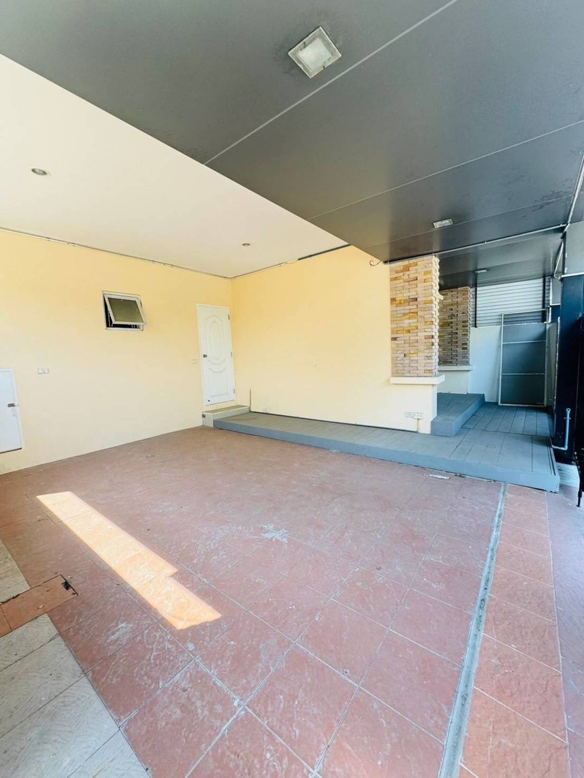 ให้เช่าโครงการ The Town พหลโยธิน-เพิ่มสิน Loading...