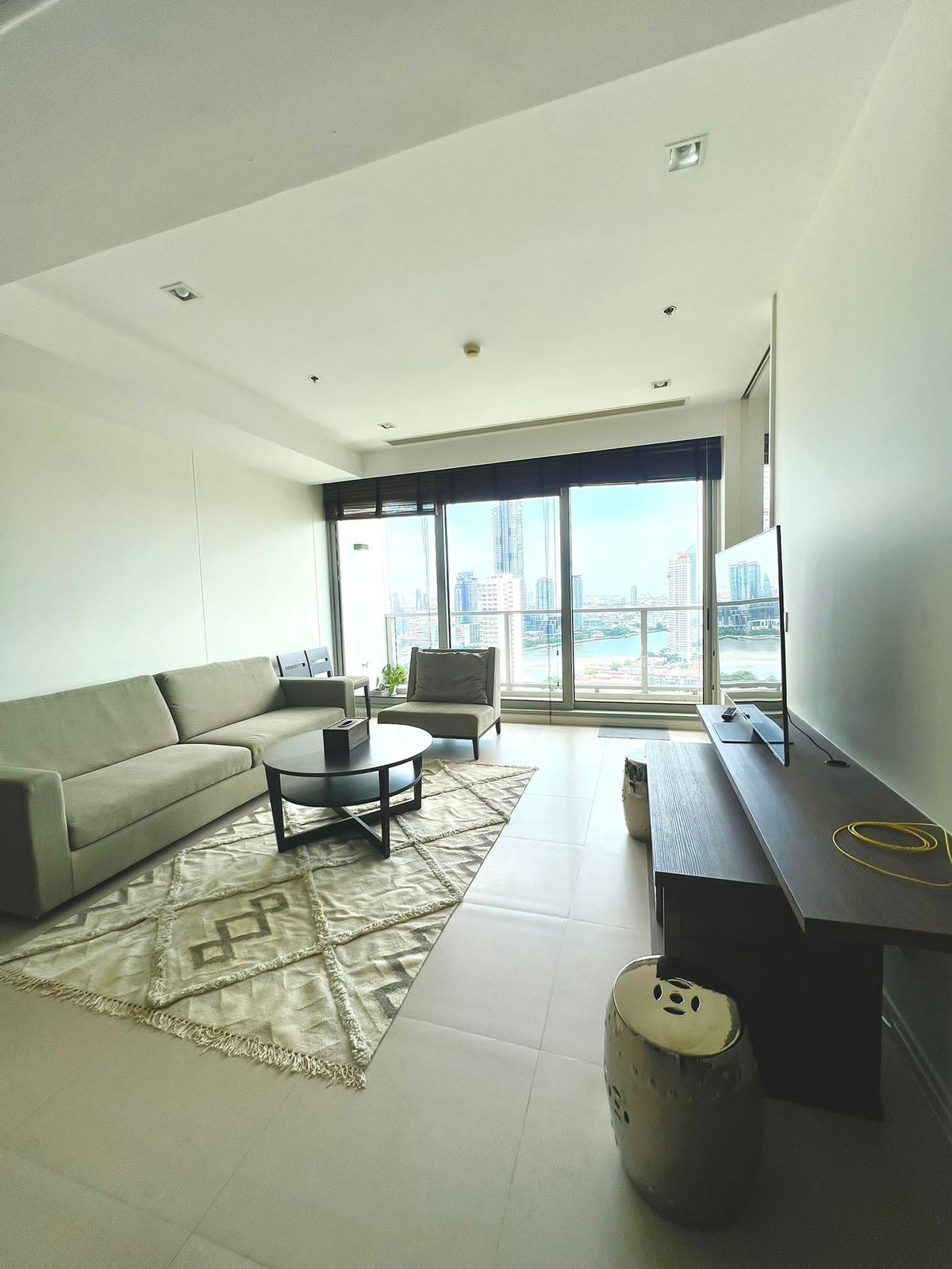 ให้เช่าคอนโดวงเวียนใหญ่ เจริญนคร : ✨The River Condominium✨ 2 Bed 3 Bath, Rental 85,000 Baht 