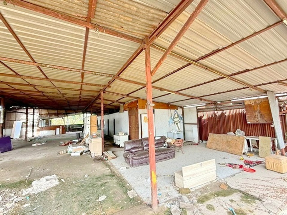 ติดถนนใหญ่พระราม 2 ให้เช่าที่ดินถมแล้ว 1-0-52 ไร่ พร้อมโกดังขนาด 652ตร.ม.สำนักงานขนส่งกทม.พื้นที่1 3.6 กม. รร.สวนกุหลาบ ธนบุรี 4.3 กม. Loading...