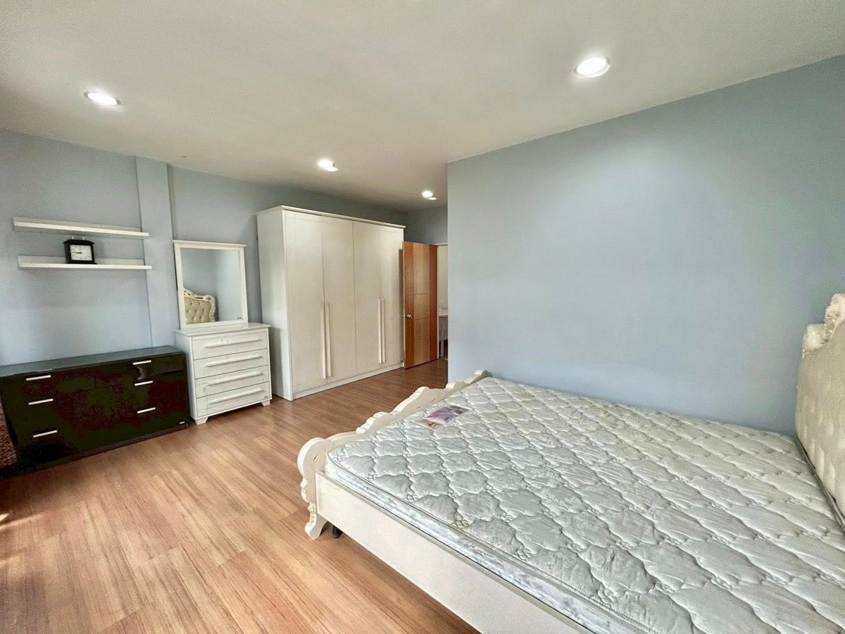 ขายทาวน์โฮมรามคำแหง หัวหมาก : บ้านกลางเมือง เดอะ ปารีส พระราม 9 - รามคำแหง / 3 ห้องนอน (ขาย), Baan Klang Muang The Paris Rama 9 - Ramkamhaeng / 3 Bedrooms (FOR SALE) BZD005