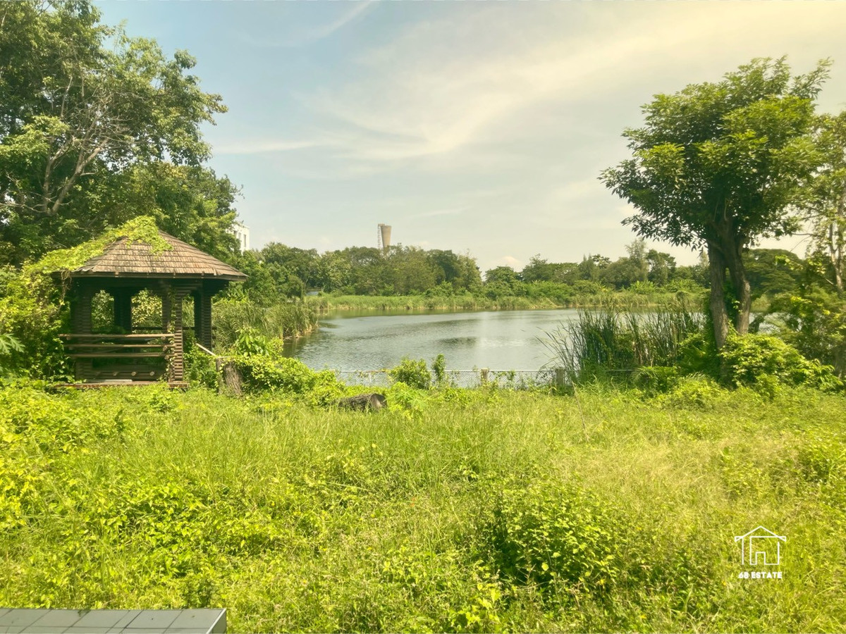 For RentHouseMin Buri, Romklao : For rent (long term) next to the lake **Sammakorn Ramkhamhaeng 112** BTS Sammakorn Station at the entrance of the alley (68506)