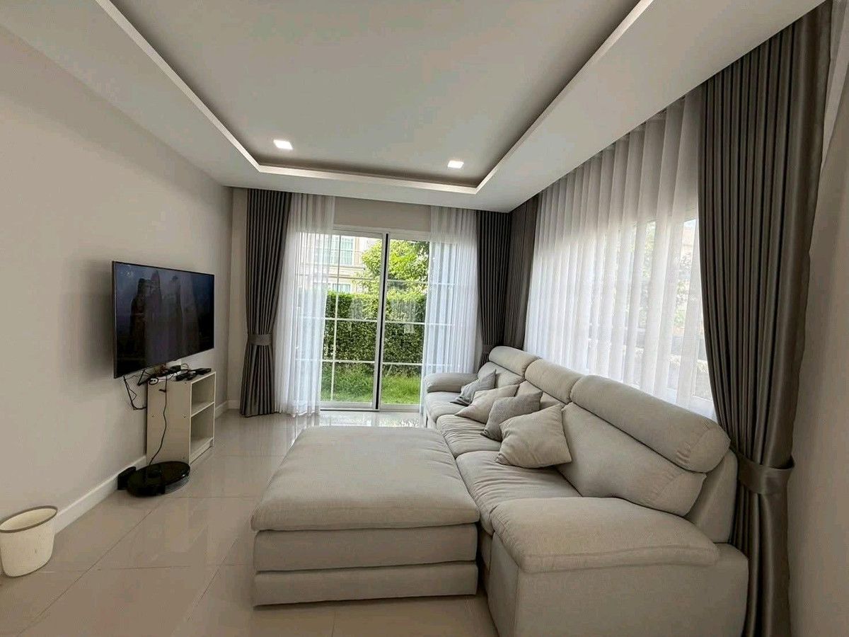 Twin house for rent, Grandio Bangna KM.5 (Grandio Bangna KM.5) Loading...