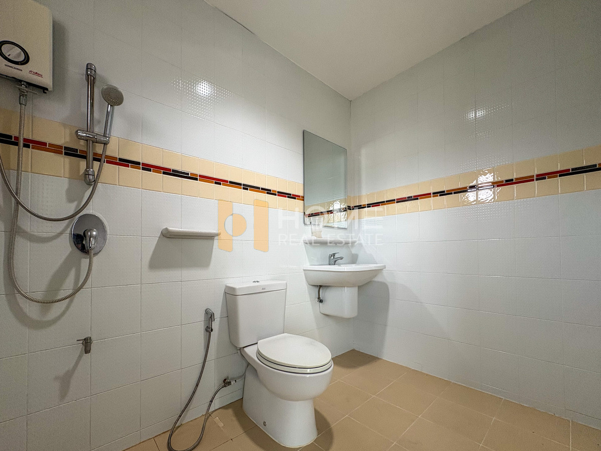 For SaleTownhomeKasetsart, Ratchayothin : Suetrong Grand Home Kaset - Ratchayothin Senanikom 1 Soi 11 / 4 Bedrooms (FOR SALE) TPM088