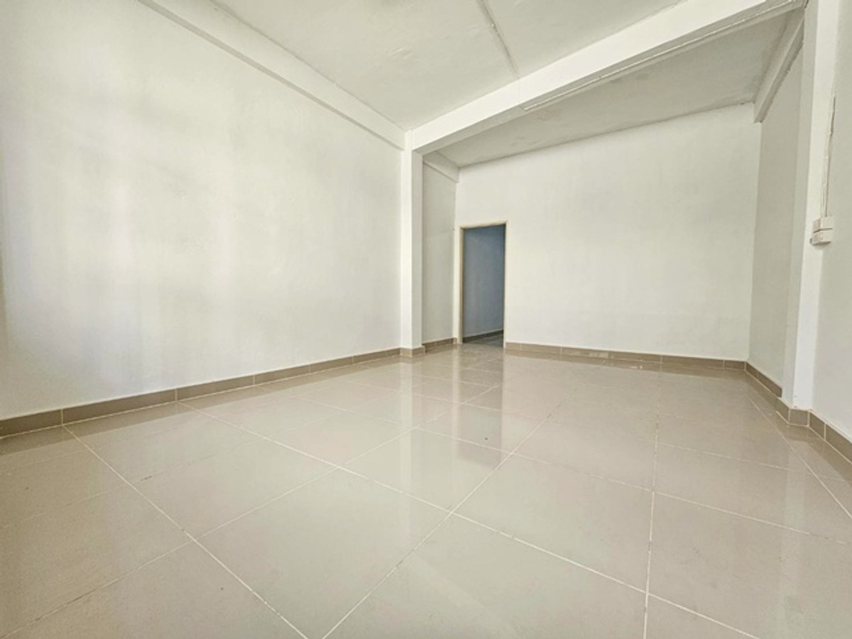 เปิดร้านนวด ร้านอาหาร ออฟฟิศ 4 นอน BTS สุรศักดิ์ 1.7 กม ขาย-เช่าอาคารพาณิชย์ 5 ชั้น1 คูหา รีโนเวทใหม่ นานาชาติโชรส์เบอรี 1.7 กม. Loading...