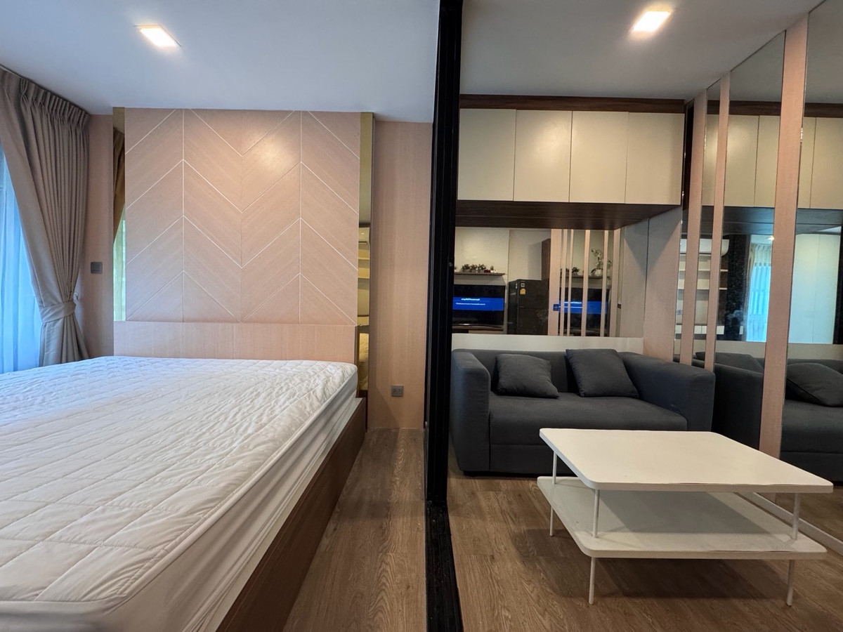 ให้เช่าคอนโดปทุมธานี รังสิต ธรรมศาสตร์ : ให้เช่า KAVE Town Space วิวสระ