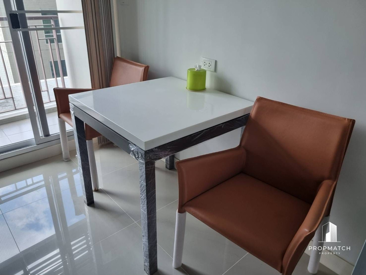 ✨Flash Deal ✨Centric Sathorn - Saint Louis( 1Bed 1Bath 35SQM.) แต่งครบพร้อมอยู่ !! เพียง 20,000บาทต่อเดือน Tel.0981315848 @propmatch Loading...