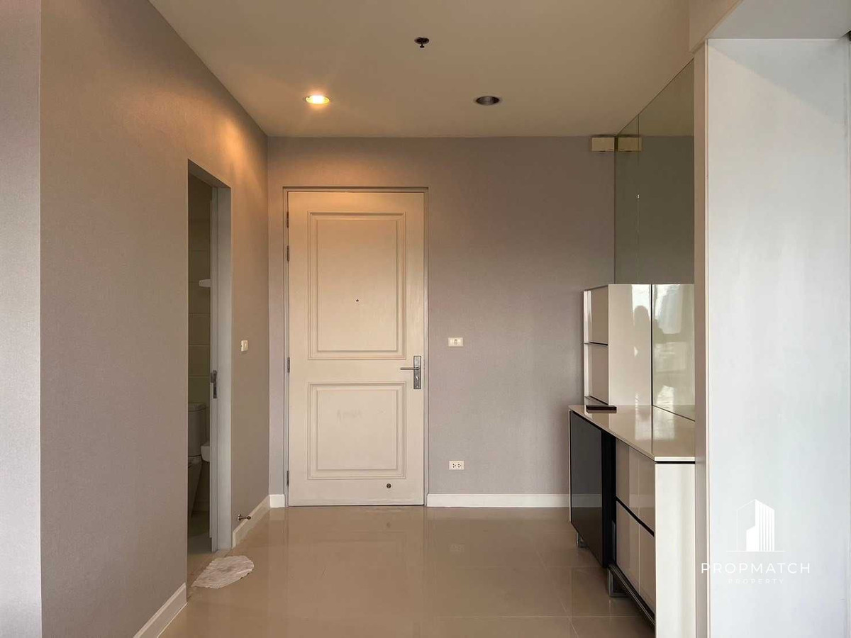 ✨Flash Deal ✨Q Langsuan( 1Bed 1Bath 73SQM.) Fully furnished, ready to move in!! Only 60,000 baht per month Tel.0981315848 @propmatch Loading...