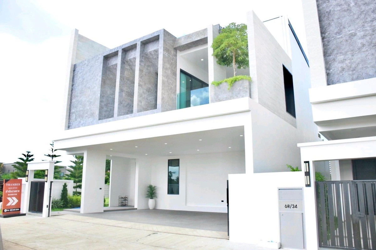 For SalePattaya, Bangsaen, Chonburi : You can get off the expressway and go straight into the house.