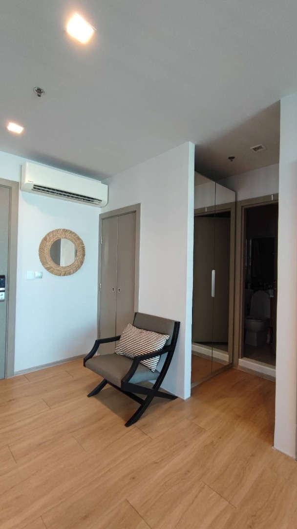 For RentCondoRama9, Petchburi, RCA : 🔥Urgent for rent🔥 Life Asoke-Rama 9, corner unit with city views, fully furnished, ready to move in, in the heart of Rama 9.