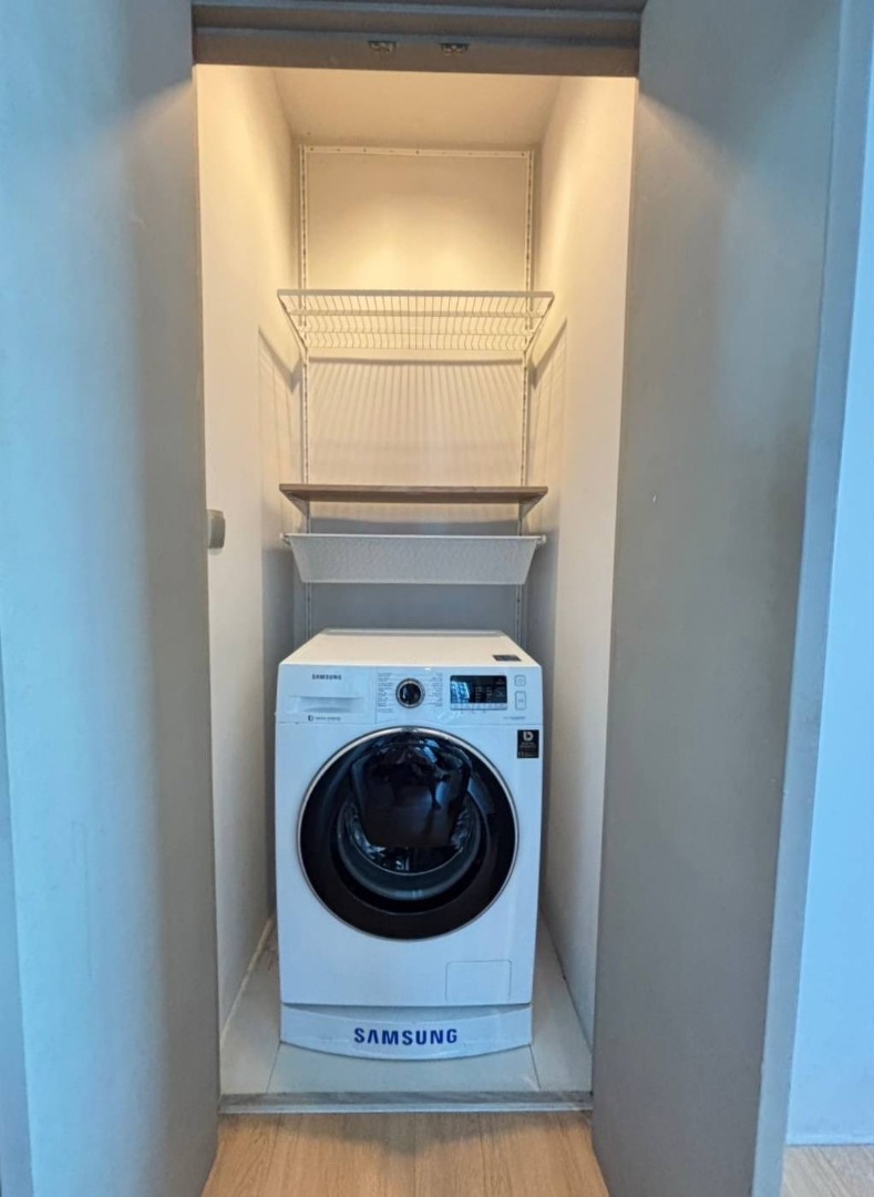 For RentCondoRama9, Petchburi, RCA : 🔥Urgent for rent🔥 Life Asoke-Rama 9, corner unit with city views, fully furnished, ready to move in, in the heart of Rama 9.