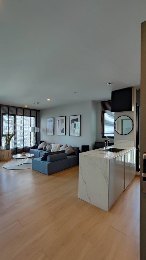 For RentCondoRama9, Petchburi, RCA : 🔥Urgent for rent🔥 Life Asoke-Rama 9, corner unit with city views, fully furnished, ready to move in, in the heart of Rama 9.