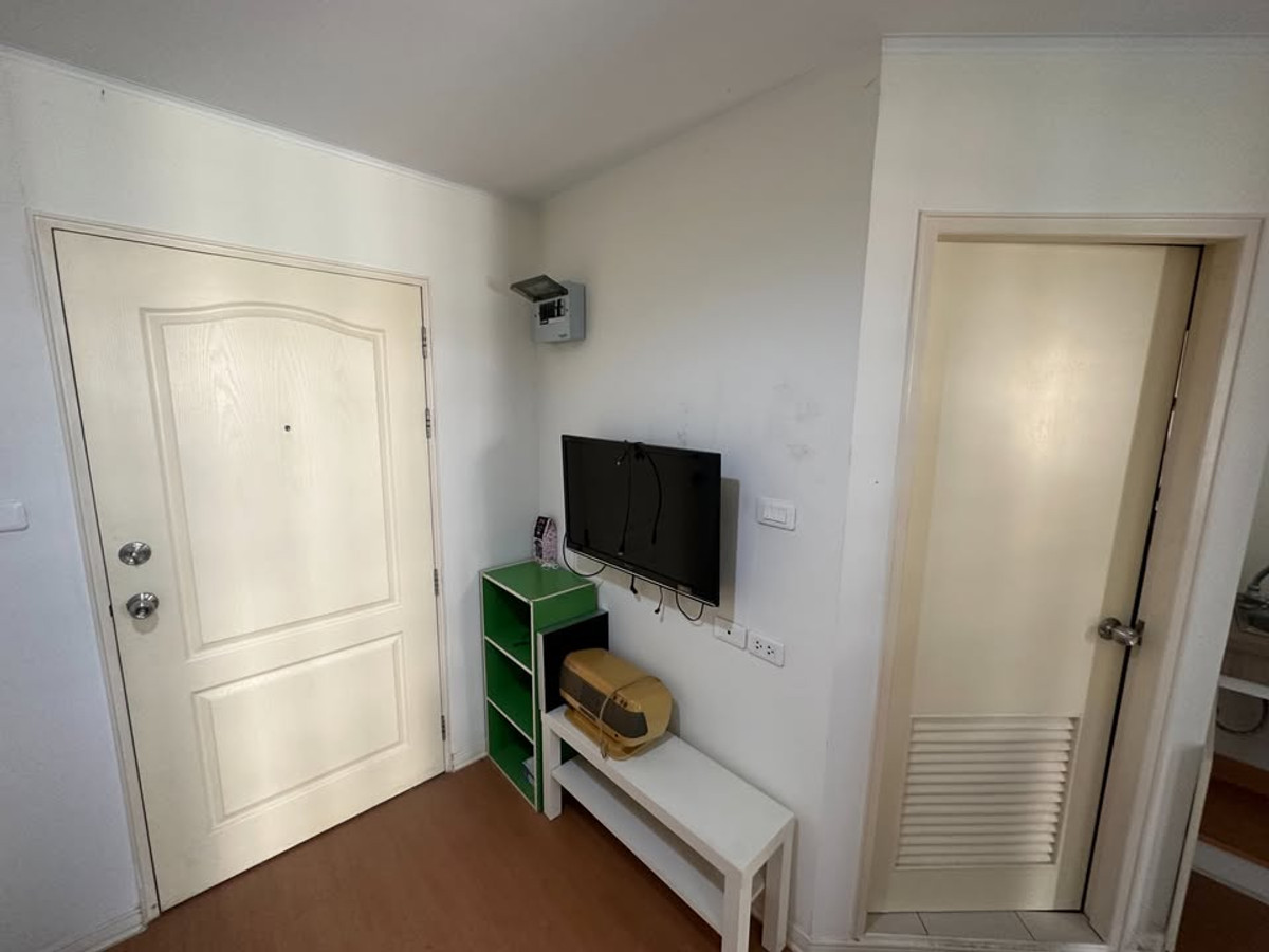 Urgent sale, ready to move in Free furniture Lumpini Condo Town Condo Ramintra-Nawamin (AM1992) Loading...