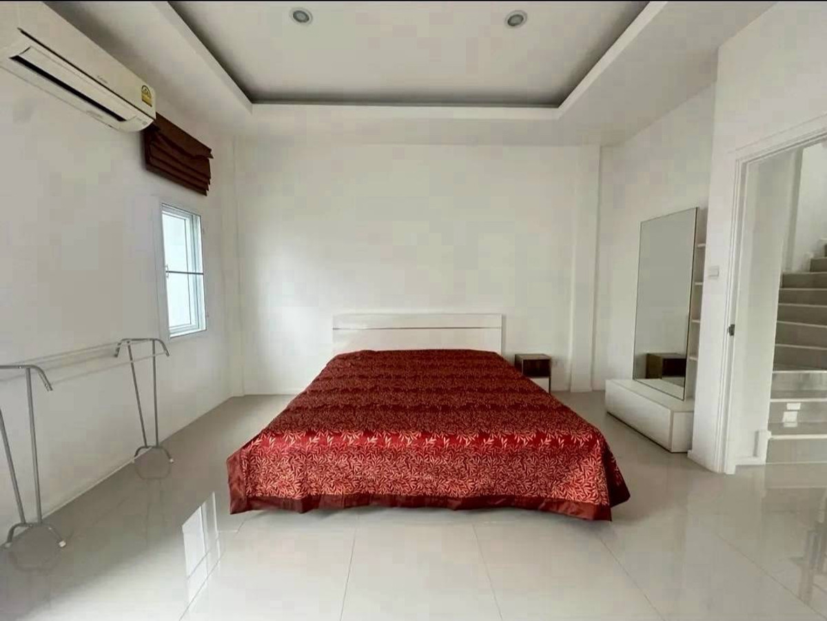 ให้เช่าทาวน์โฮมพาทาโกเนีย 3 รามอินทรา-สามวา  🚝🌈🌟Patagonia 3 Ramintra-Samwa 連棟別墅出租   Loading...