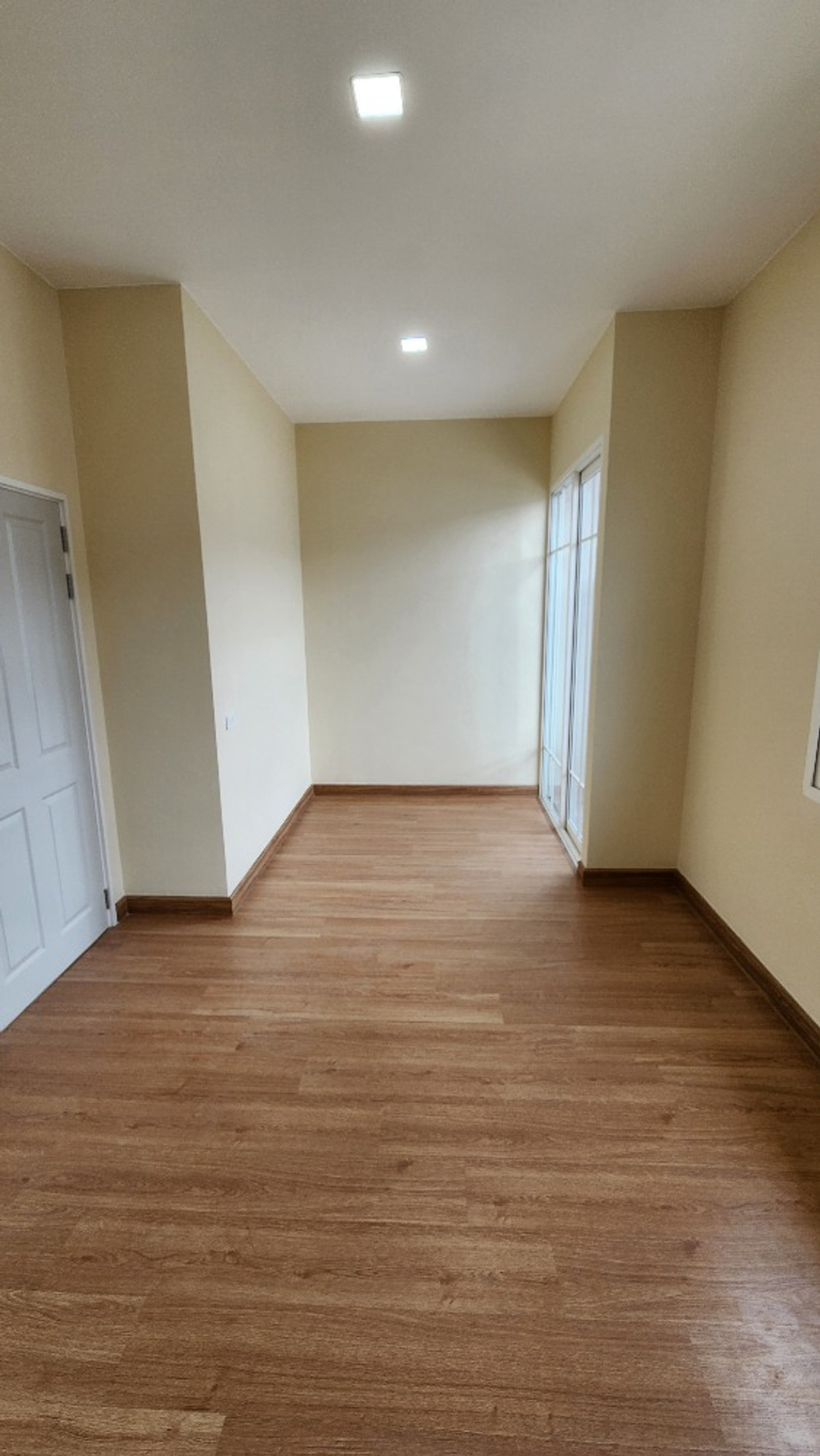 ให้เช่าทาวน์โฮม Townhome   ตกแต่งสวยงาม ย่านบางแค-กาญจนาภิเษก Loading...