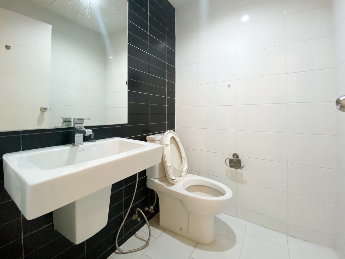 ขายทาวน์โฮมท่าพระ ตลาดพลู วุฒากาศ : ต่อรองราคาได้ บ้านพร้อมอยู่ ✨ ซิกเนเจอร์ กัลปพฤกษ์ / 3 ห้องนอน (ขาย), Sixnature Kanlapaphruek / 3 Bedrooms (FOR SALE) BALL009