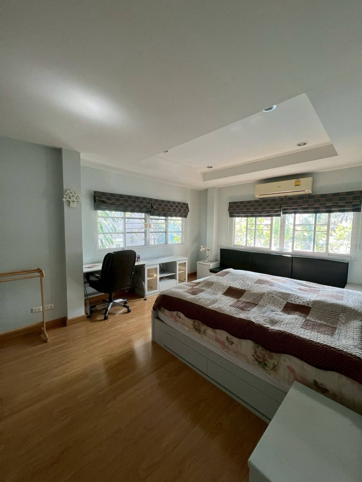 For RentHome OfficeOnnut, Udomsuk : Home office for rent, Wachiratham Sathit 53, Sukhumvit 101/1, near BTS Punnawithi.