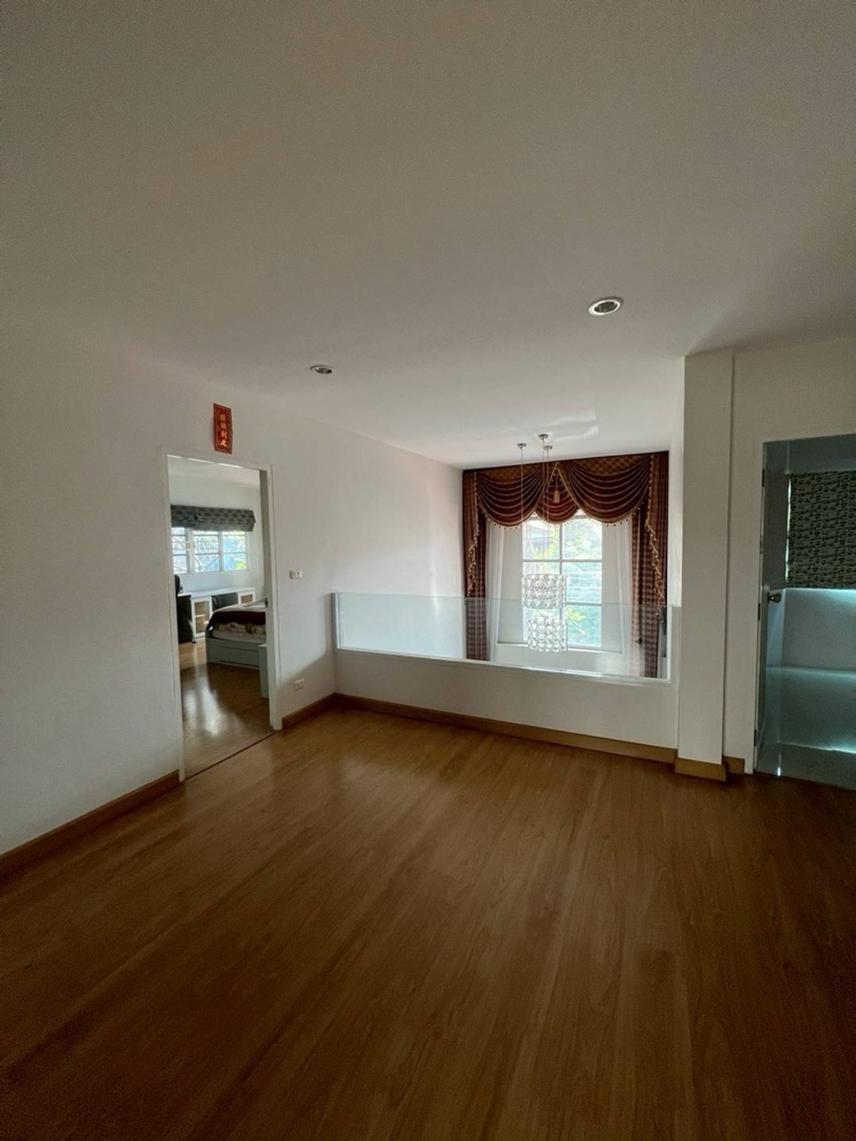 For RentHome OfficeOnnut, Udomsuk : Home office for rent, Wachiratham Sathit 53, Sukhumvit 101/1, near BTS Punnawithi.