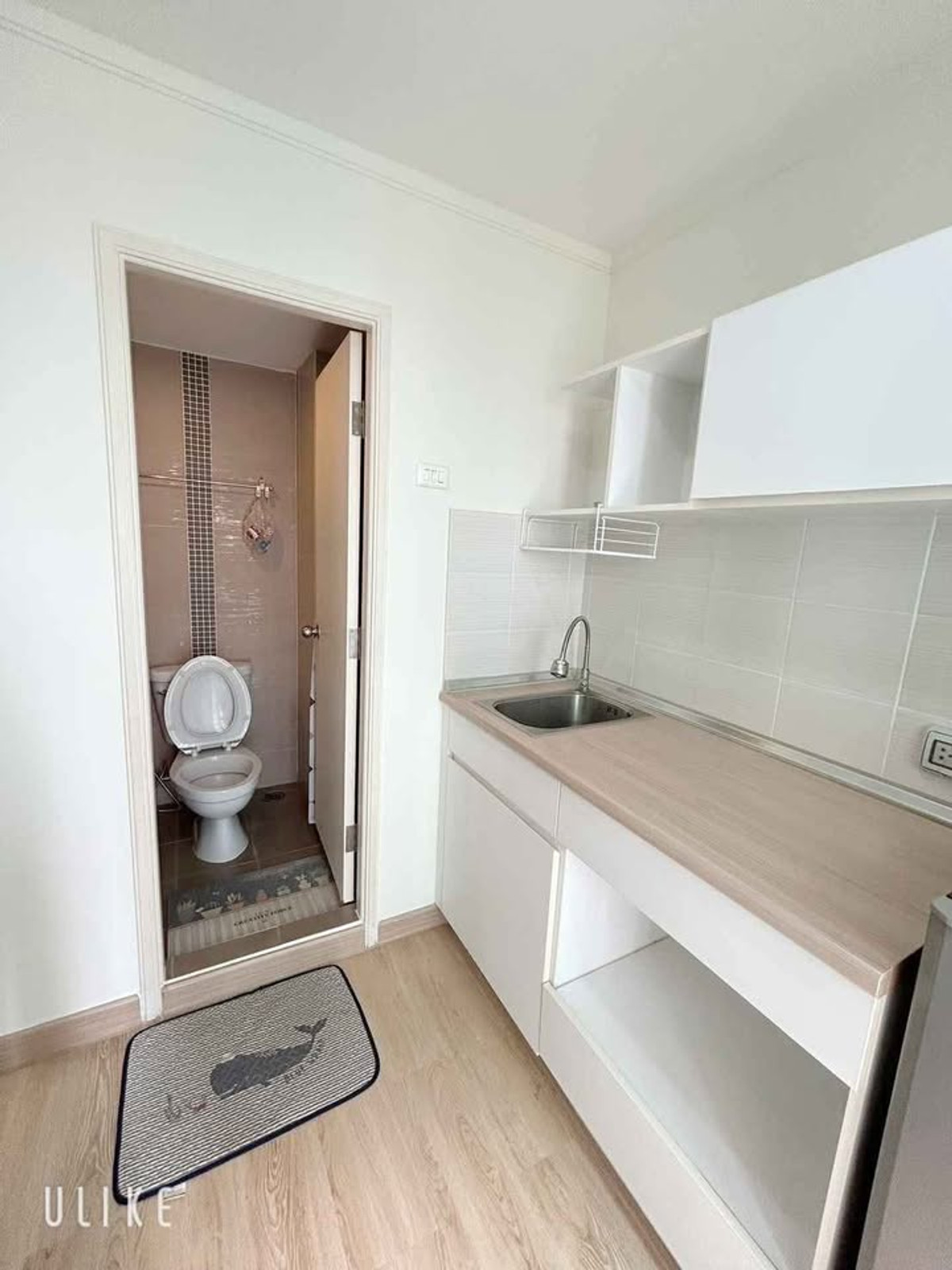 Condo for sale Lumpini Ville Chaengwattana-Pak Kret with furniture, pool view, near MRT Pink Line (AM1995) Loading...
