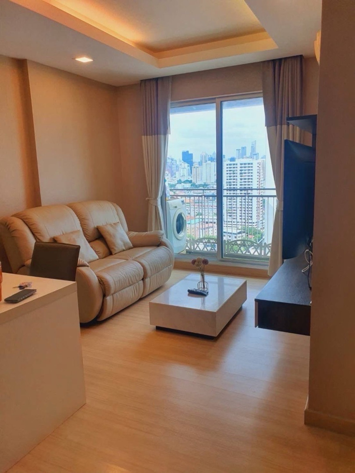 |High Floor Loading...